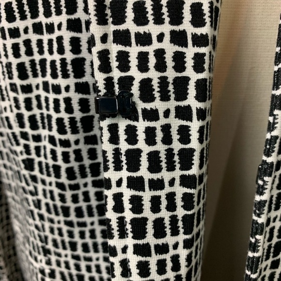 Chico’s Black Geometric Appliqué Full Zipper Lined Jacket - Picture 11 of 16